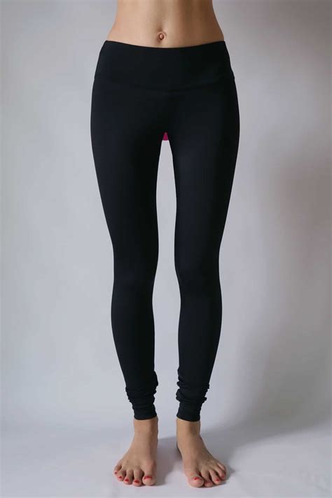 cherrychichi|crotchless fleece leggings.